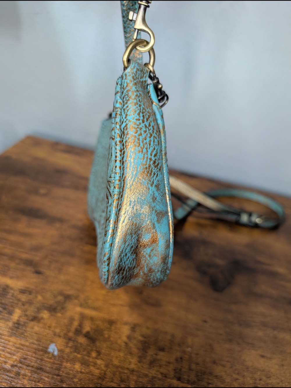Patricia Nash Riley Crossbody - Picture 4 of 9